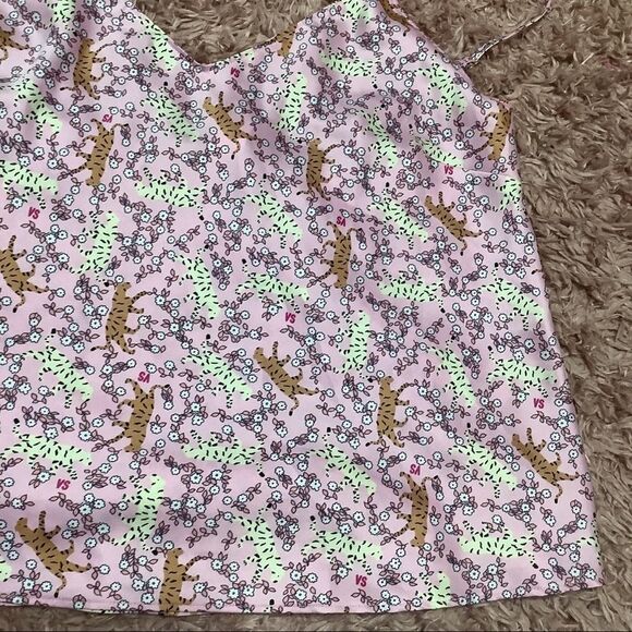 Victoria’s Secret Y2K Style Pastel Pink Retro Tiger Print Camisole Size Small - Picture 6 of 12